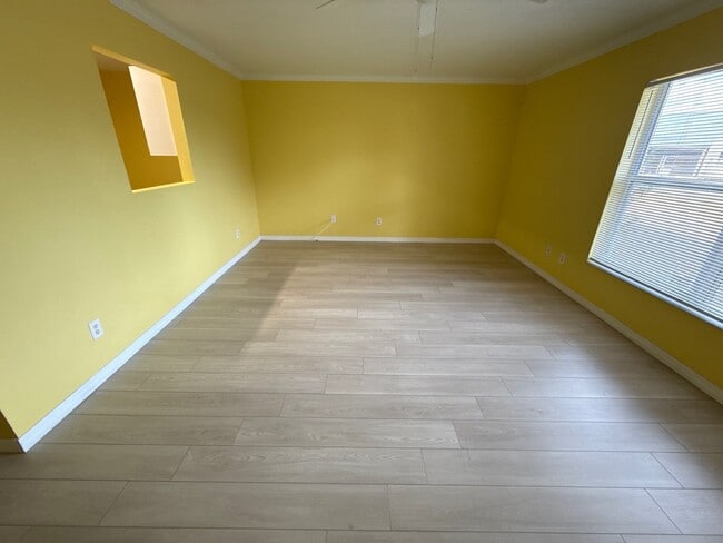 Foto del edificio - 1910 NW 12th Ave