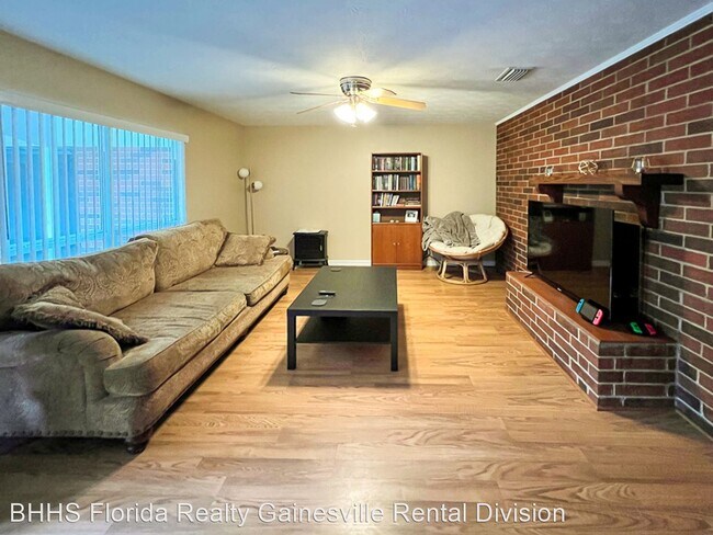 Building Photo - 3 br, 2 bath House - 602 NW 34th Street