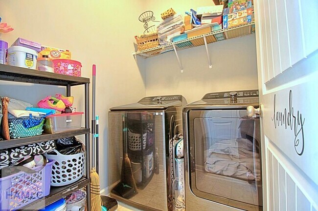 Foto del edificio - 7 Upland Ct