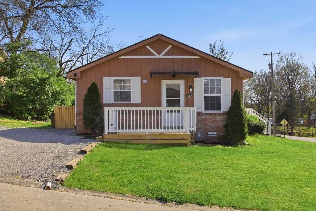 Photo - 2741 Jones Ave (Nashville, TN)