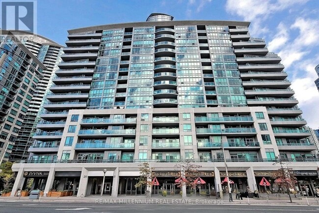 Building Photo - 25-1525 Lower Simcoe St