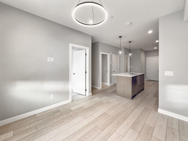 Building Photo - 111 Wolf Creek Dr SE