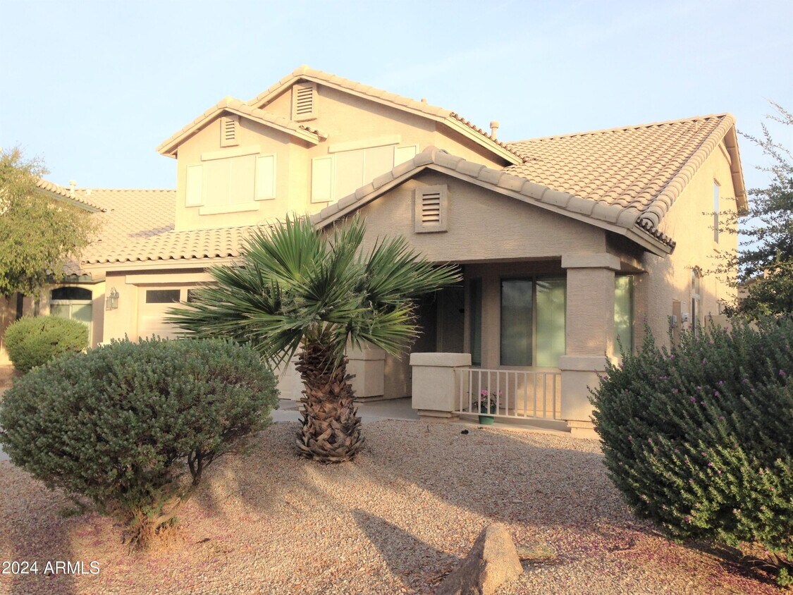 Foto principal - 4820 W Harwell Rd