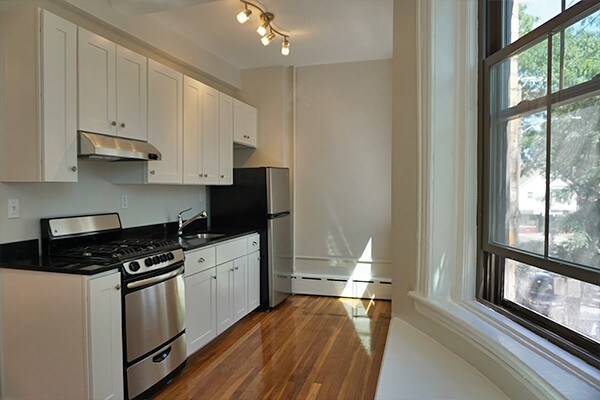 Foto del edificio - 102 Willow St