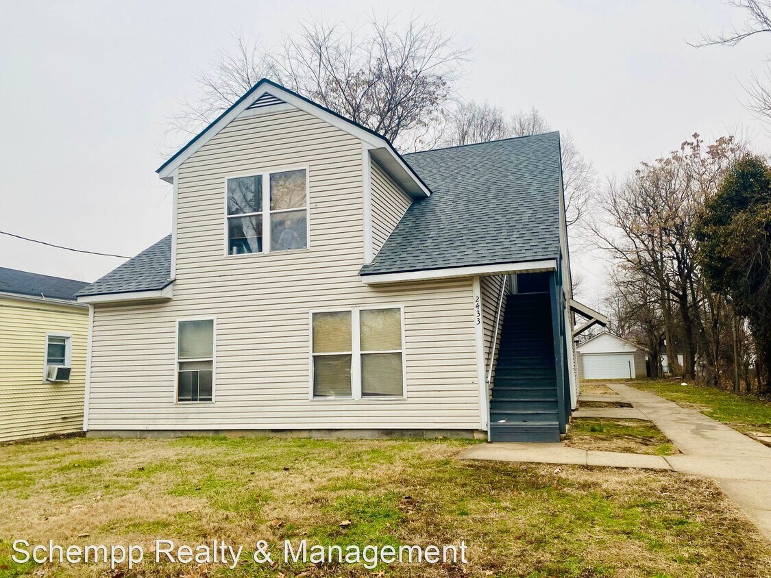 Foto principal - 3 br, 1 bath House - 2433 Slevin St. #2