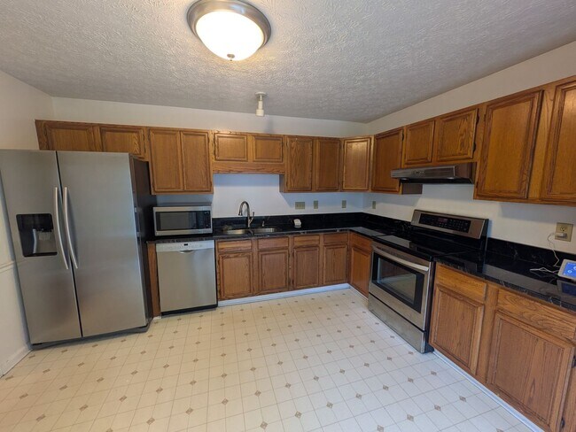 Foto del edificio - 6008 Yeaton Glen Dr