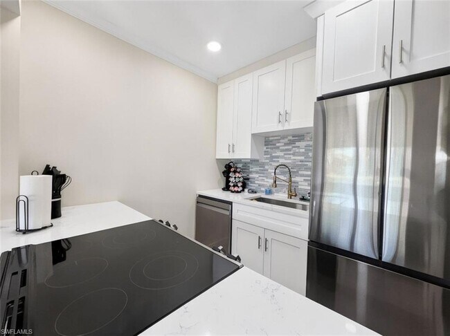 Foto del edificio - 473 12th Ave S