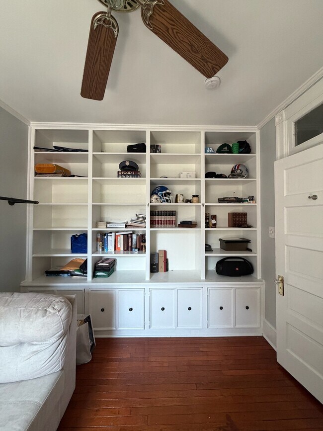 Foto del edificio - 411 11th St NE
