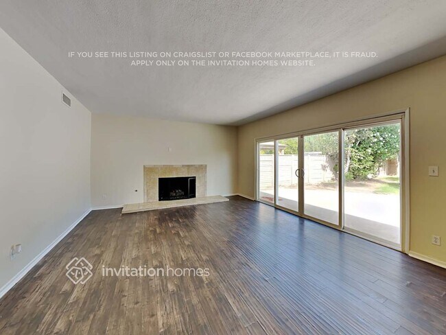 Foto del edificio - 8938 Gothic Ave