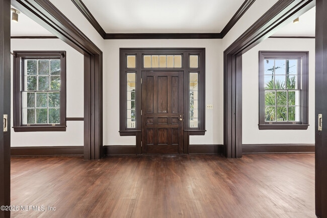 Foto del edificio - 2979 St Johns Ave