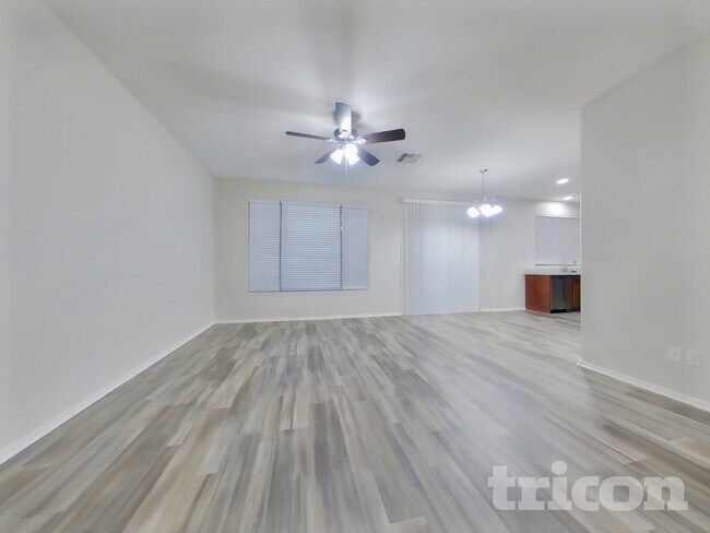 Foto del edificio - 4333 E Ivanhoe St