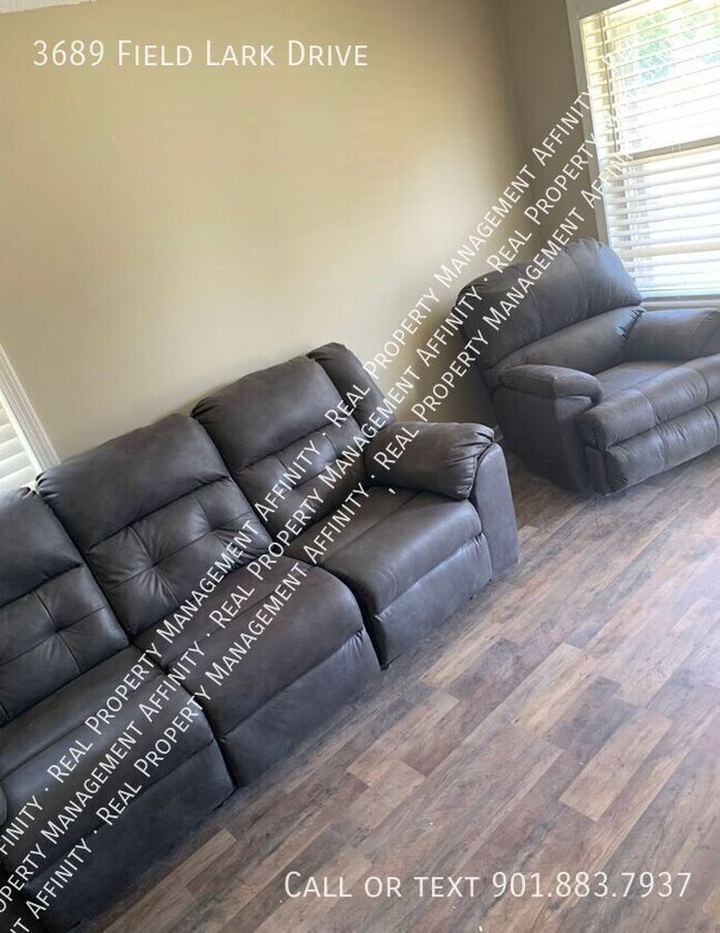 Foto del edificio - 3689 Field Lark Drive-