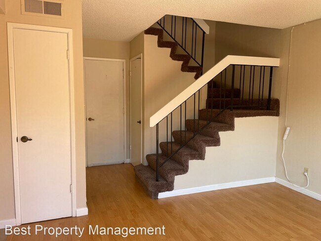Building Photo - 3 br, 1.5 bath House - 40118 Santa Teresa ...