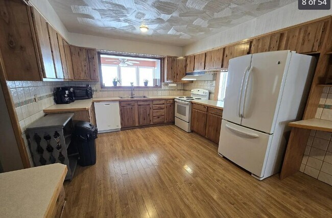 Foto del edificio - 24 Spring St. Unit A