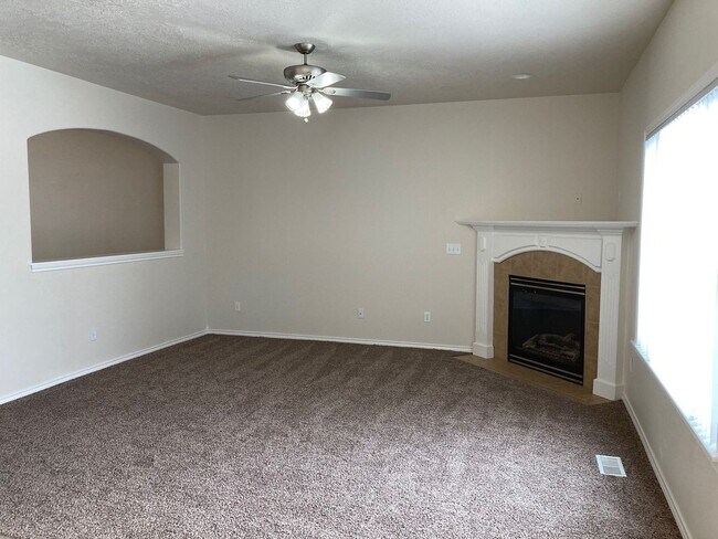 Foto del edificio - 5193 Toscana~Massive Meridian Home Close t...