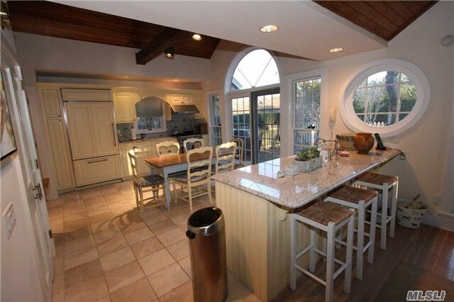 Foto del edificio - 485 Main St