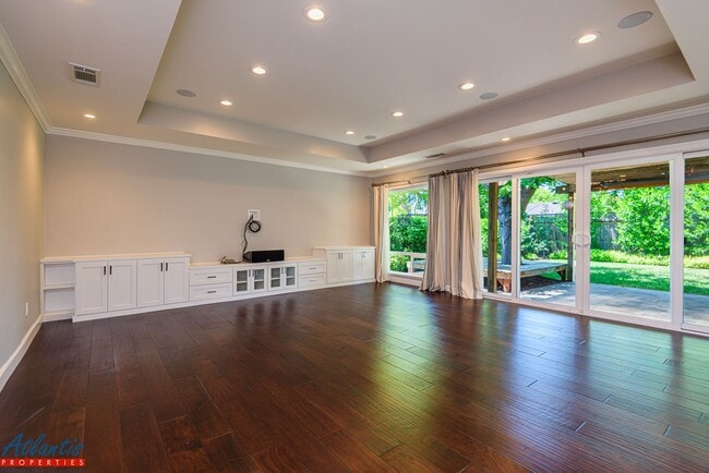 Building Photo - Stunning  Cambrian Home | Completely Remod...