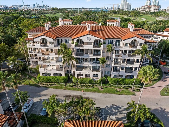 Foto del edificio - 19133 Fisher Island Dr