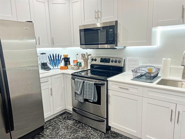 Foto del edificio - 2784 NW 9th St