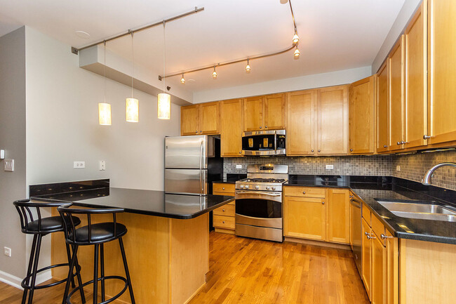 Foto del edificio - 1212 N Wells St