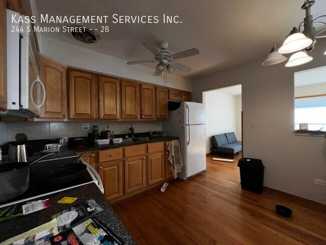 Foto del edificio - 244 S Marion St