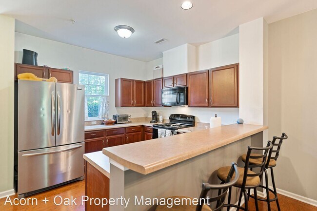 Building Photo - 2 br, 2.5 bath House - 409 Legends Way