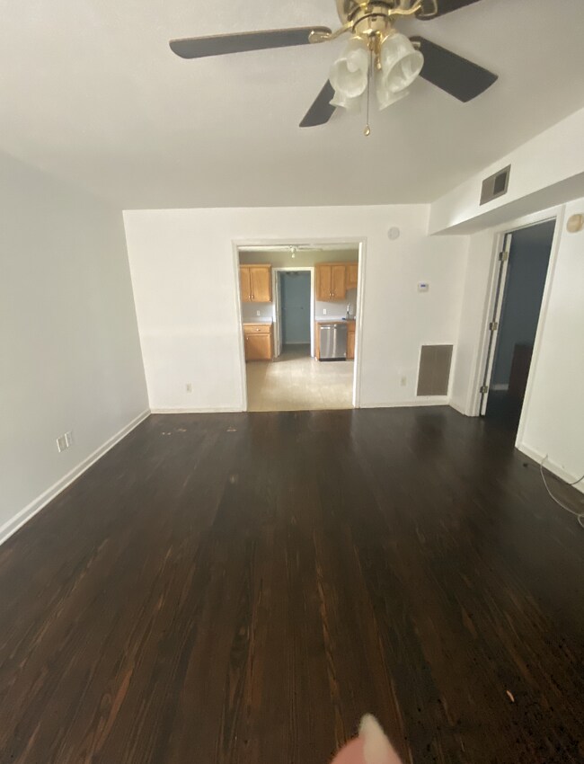 Foto del edificio - 4634 Parker Grove Rd