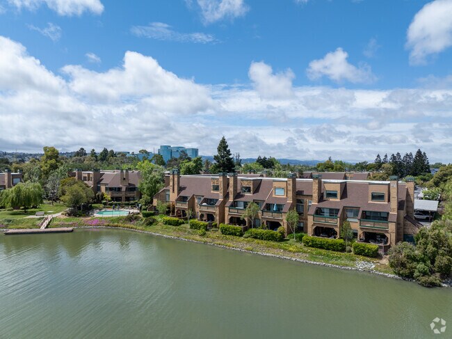 Building Photo - Pelican Cove