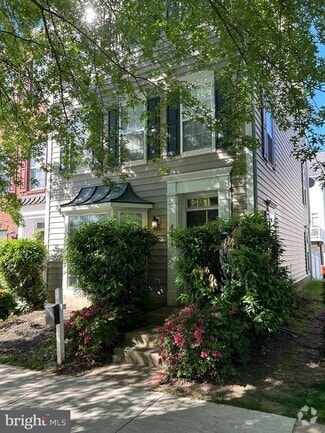 Building Photo - 441 Clayhall St