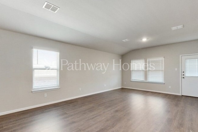 Building Photo - 1621 Gatesville Ct