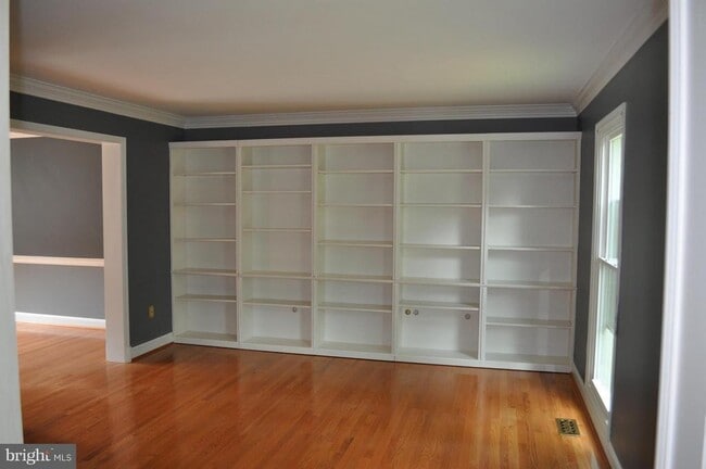 Foto del edificio - 14616 Falling Leaf Way