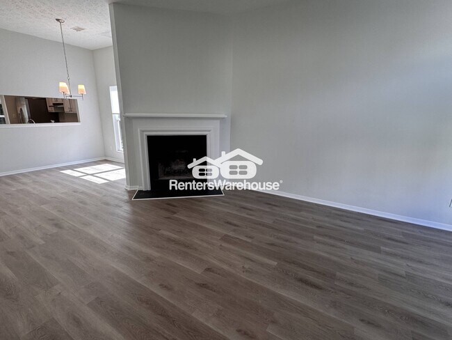 Building Photo - 4850 N Bridges Dr