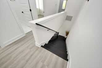 Building Photo - 8533 Amadwe St