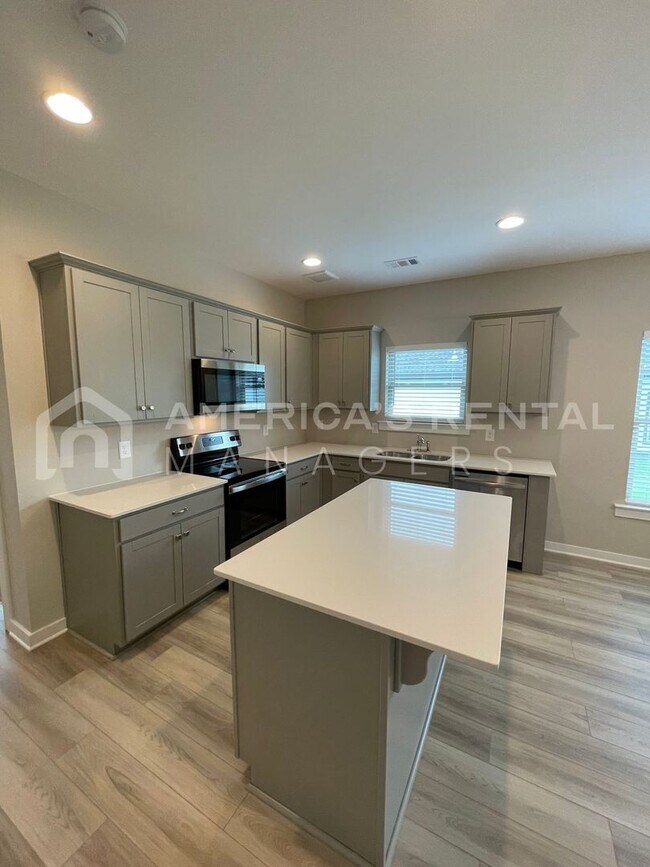 Foto del edificio - Home for Rent in Tuscaloosa, AL!!! View with 48 Hours Notice!