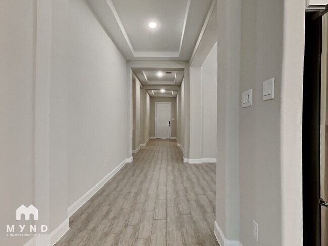 Foto del edificio - 24622 Windmill Canyon Ln