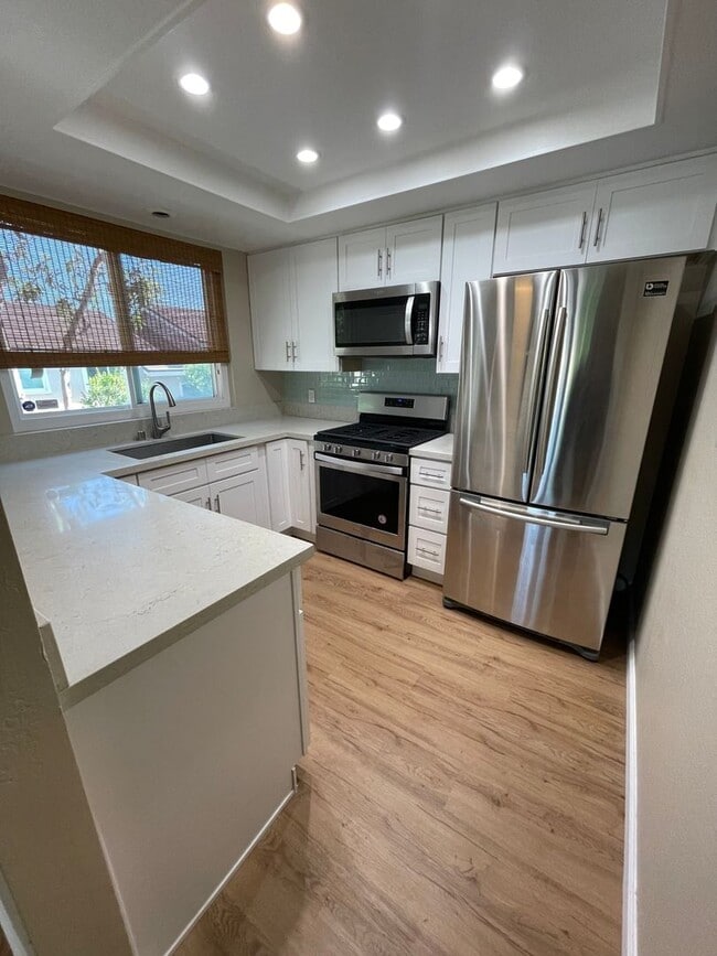 Building Photo - Great  Woodbridge Townhome!!