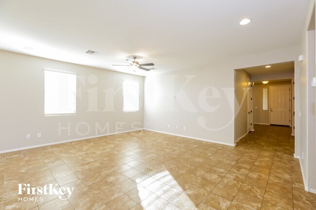 Building Photo - 7756 W Glass Ln