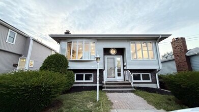 Building Photo - 122 Lantern Rd