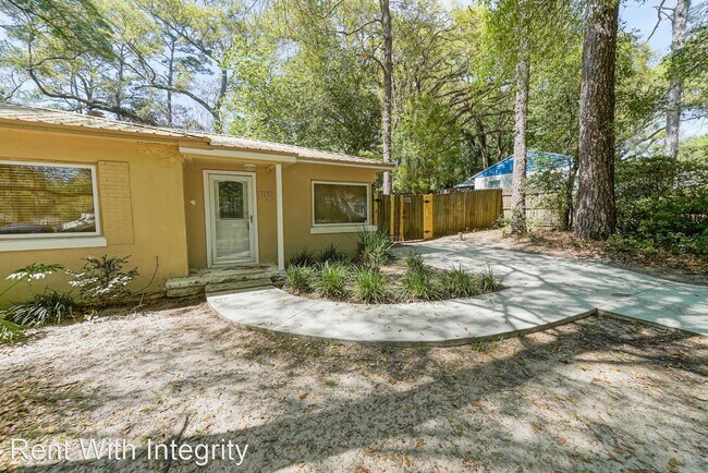 Foto del edificio - 3 br, 1 bath House - 1634 Marcia Ave