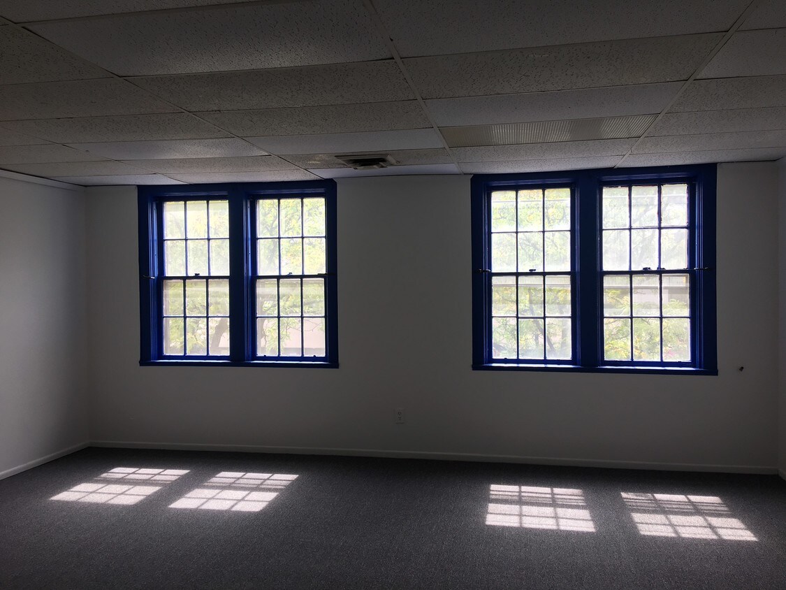 119 E Liberty St Ann Arbor Mi 48104 Apartments Ann Arbor Mi Apartments Com