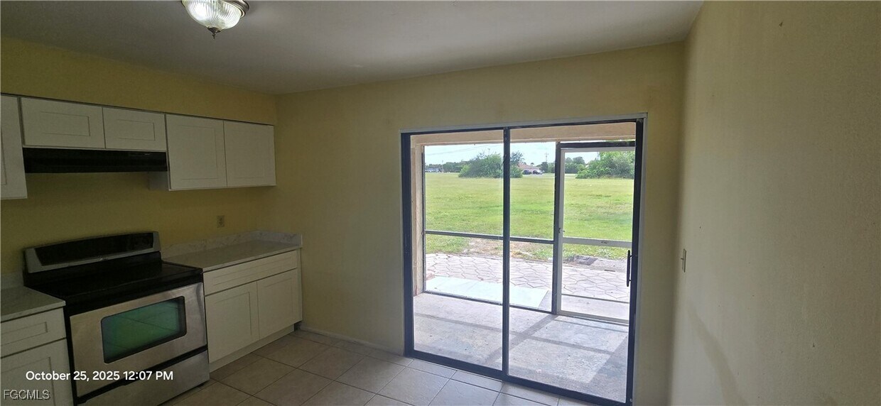 Foto del edificio - 1302 NE 9th St