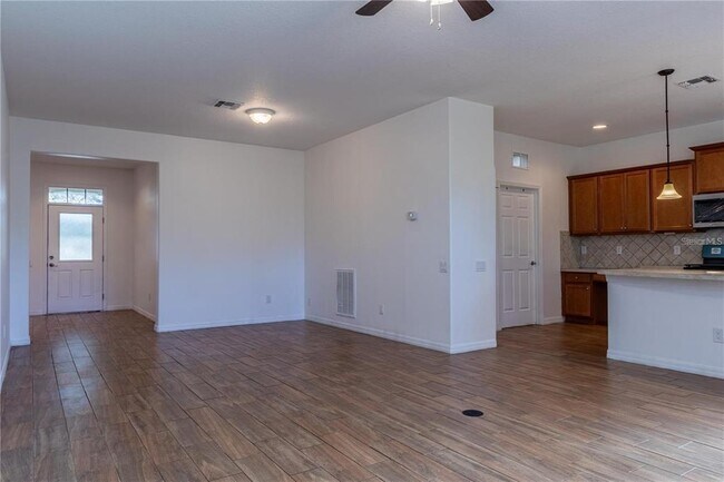 Building Photo - 519 Cadiz Dr