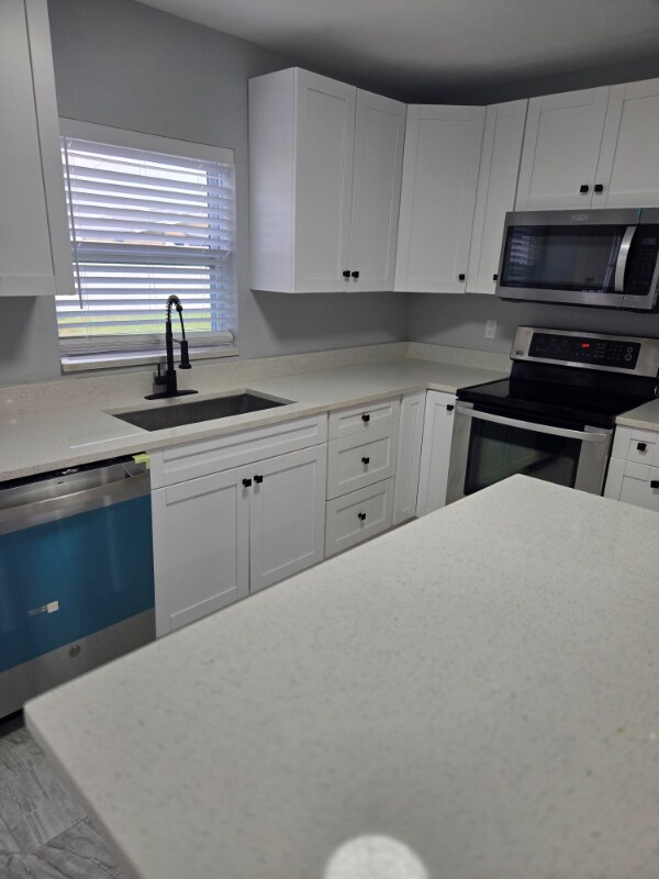 Foto del edificio - 6615 Del Prado Terrace