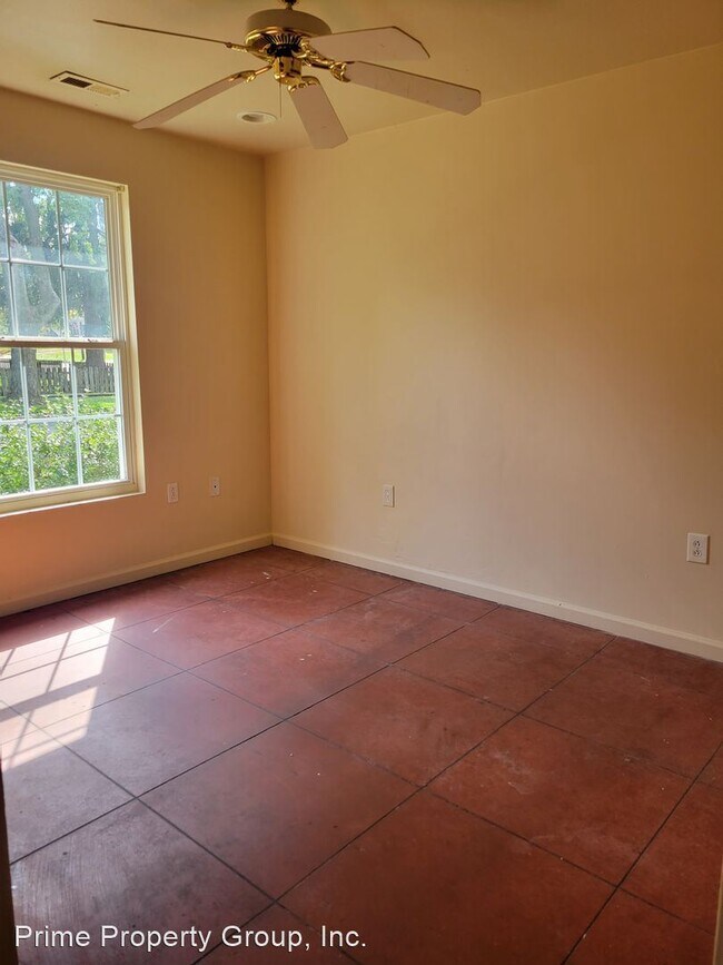 Foto del edificio - 3 br, 2 bath House - 702 N Prospect Ave