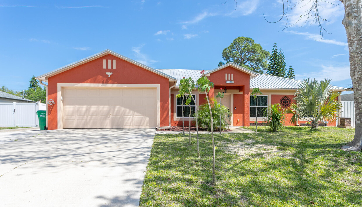 Primary Photo - 6485 Orchid Ave