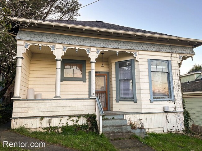 Building Photo - 3 br, 1 bath House - 1408 McFarlan
