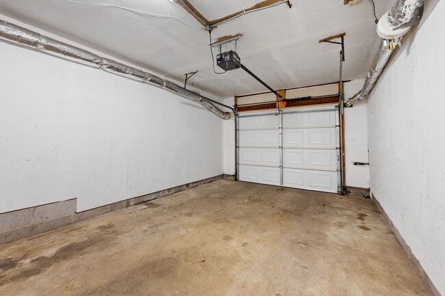 Foto del edificio - Beach South at the Lake