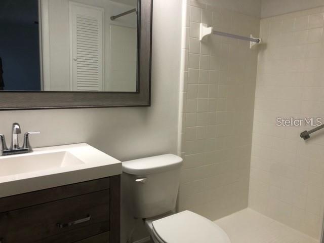 Foto del edificio - 449 Jewel Ct