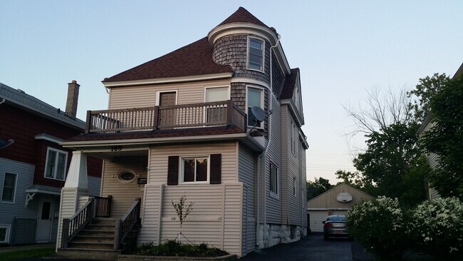 Superior - 169 Norwalk Ave