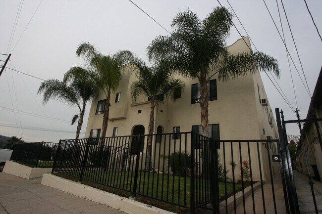 Foto del edificio - Charming Studio located minutes from DTLA,...